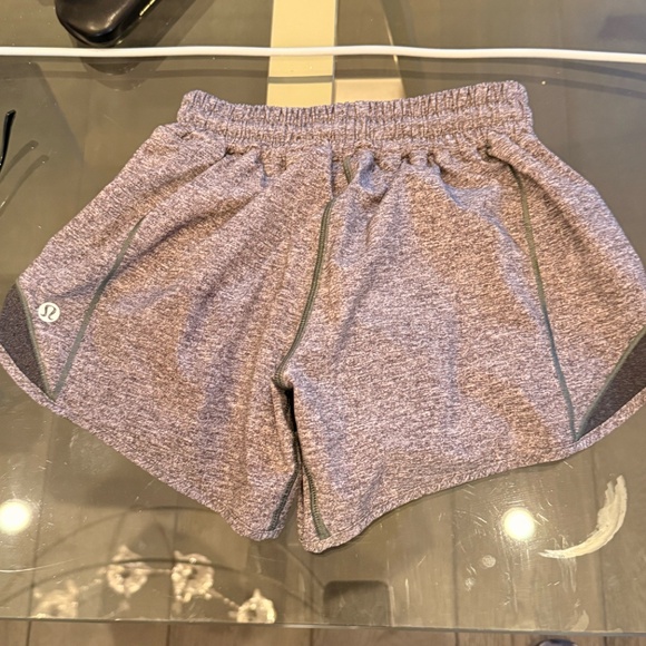 Lulu lemon shorts - Picture 4 of 4